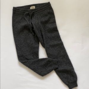 Cashmere joggers
